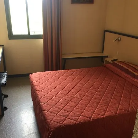 Entre 2 Mers Proche Bordeaux Hotel 2*